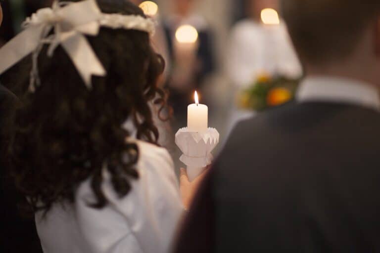 Gromnica – wyjątkowa świeca w Kościele Katolickim